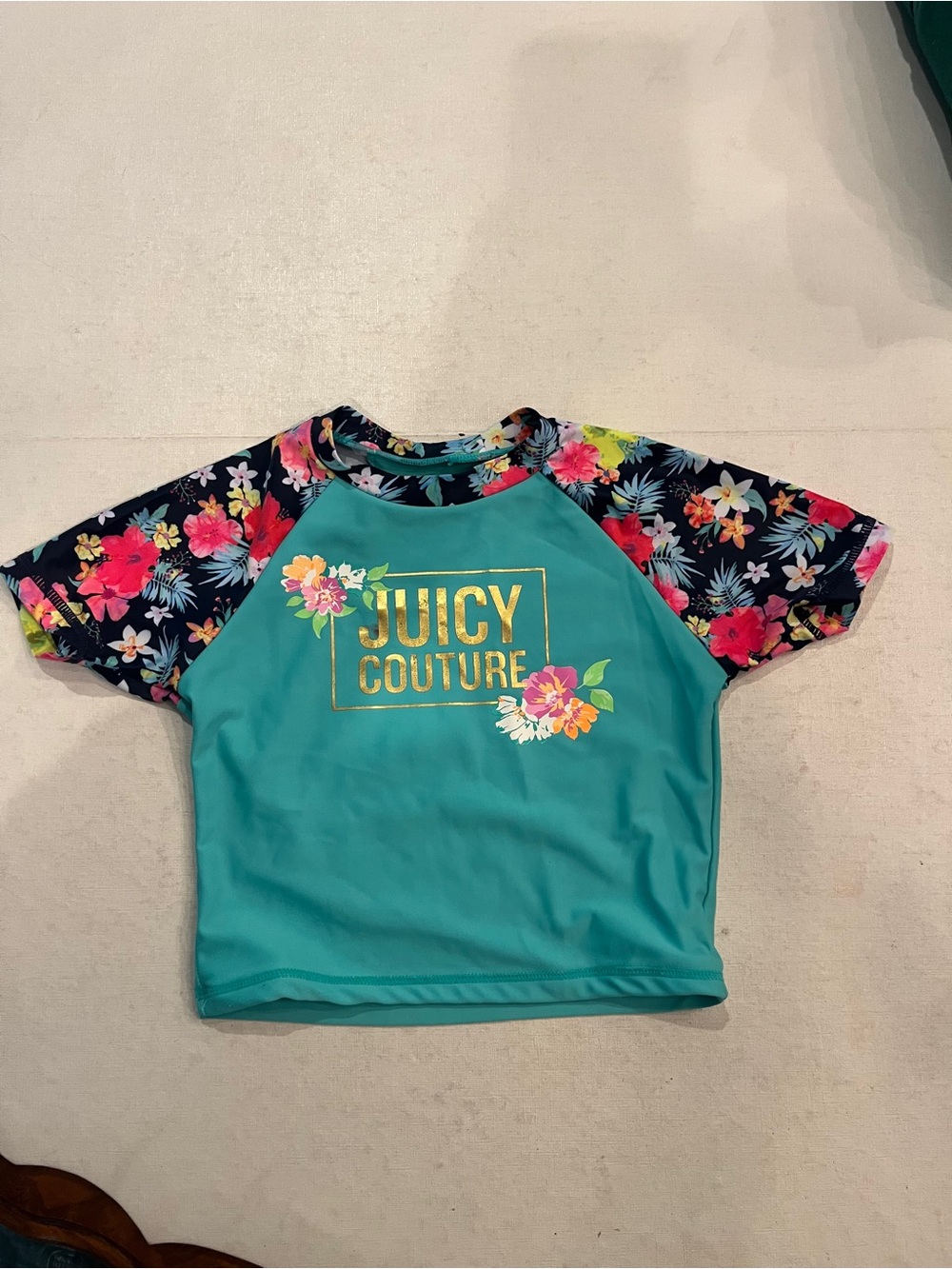 Juicy Couture Girls' Teal Floral Raglan Rash Guard. GUC!